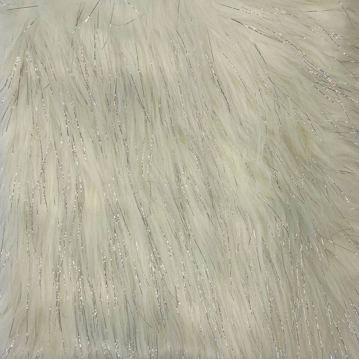 Ivory Pile Luxury Shag Faux Fur Fabric by the Yard for Costume, Throws,  Home Furnishing, Photo Props 1 Yard Style 5009 